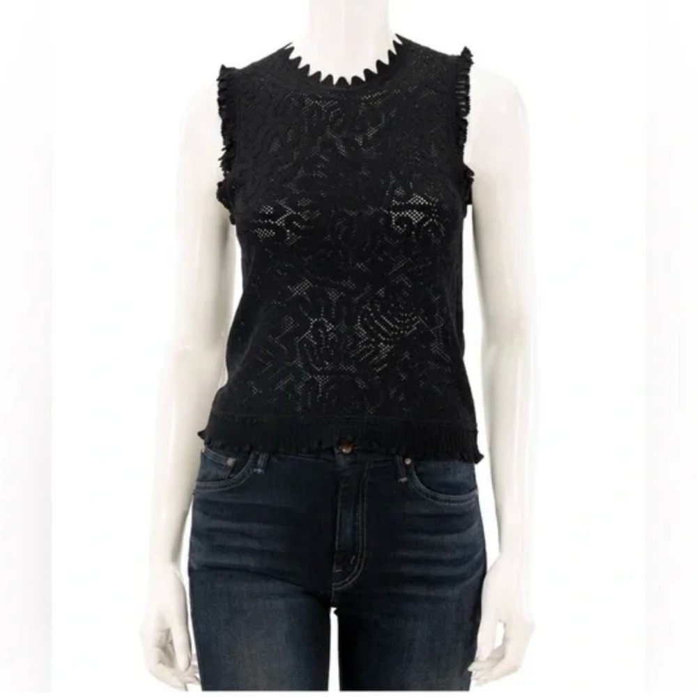 Black Lace Sleeveless Top